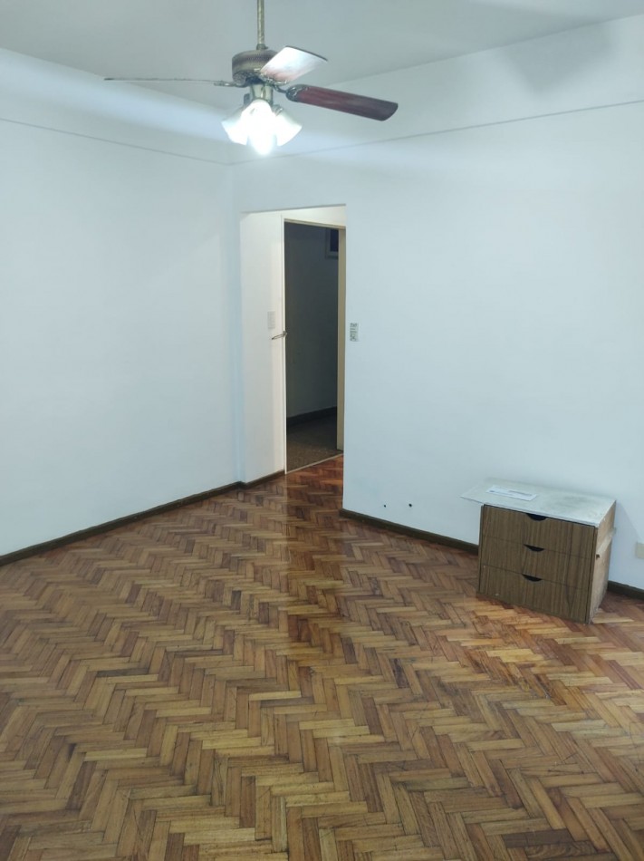 DEPARTAMENTO 2 AMBIENTES. APTO PROFESIONAL