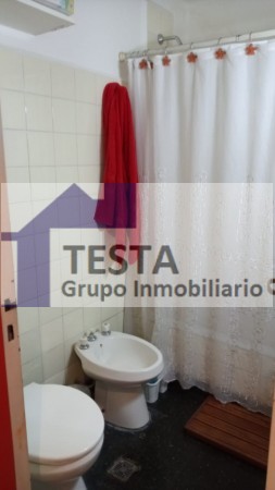 UN HOGAR IDEAL. AMPLIO. MUY LUMINOSO. COCINA COMEDOR CON LAVADERO. BALCON. BAULERA. PARQUE. SEGURIDAD. HERMOSO ENTORNO DE TRANQUILIDAD Y CONTACTO CON LA NATURALEZA. (Se percibe la calidez de Hogar)