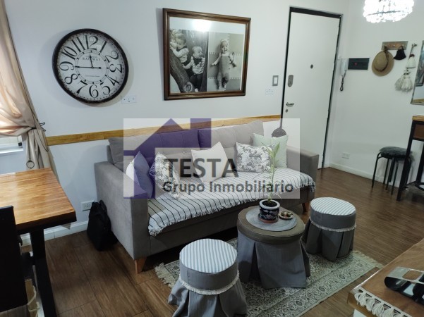 DEPARTAMENTO TIPO CASA DE 3 AMBIENTES, SIN EXPENSAS, CON BALCON. VILLA DEVOTO.