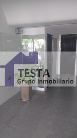 Excelente ubicacion. 2 amb. muy luminoso y amplio