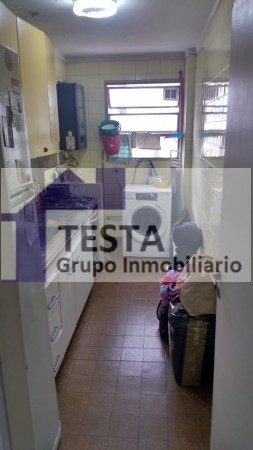 Excelente ubicacion. 2 amb. muy luminoso y amplio