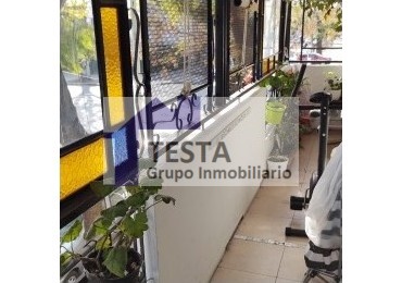 DEPARTAMENTO TIPO CASA DE 3 AMBIENTES, SIN EXPENSAS, CON BALCON. VILLA DEVOTO.