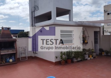VENTA-PERMUTA PH TIPO CASA DE 3 AMB CON BALCON, TERRAZA, PATIO Y PARRILLA. 